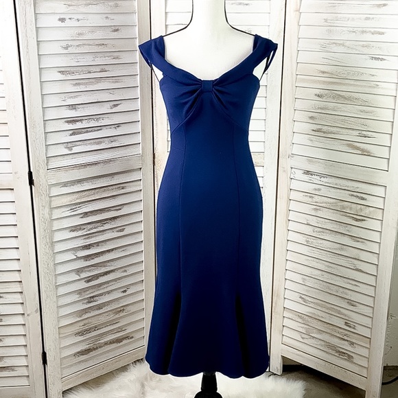 GAL MEETS GLAM | Tyler Navy Off Shoulder Bow Dress - Picture 3 of 10